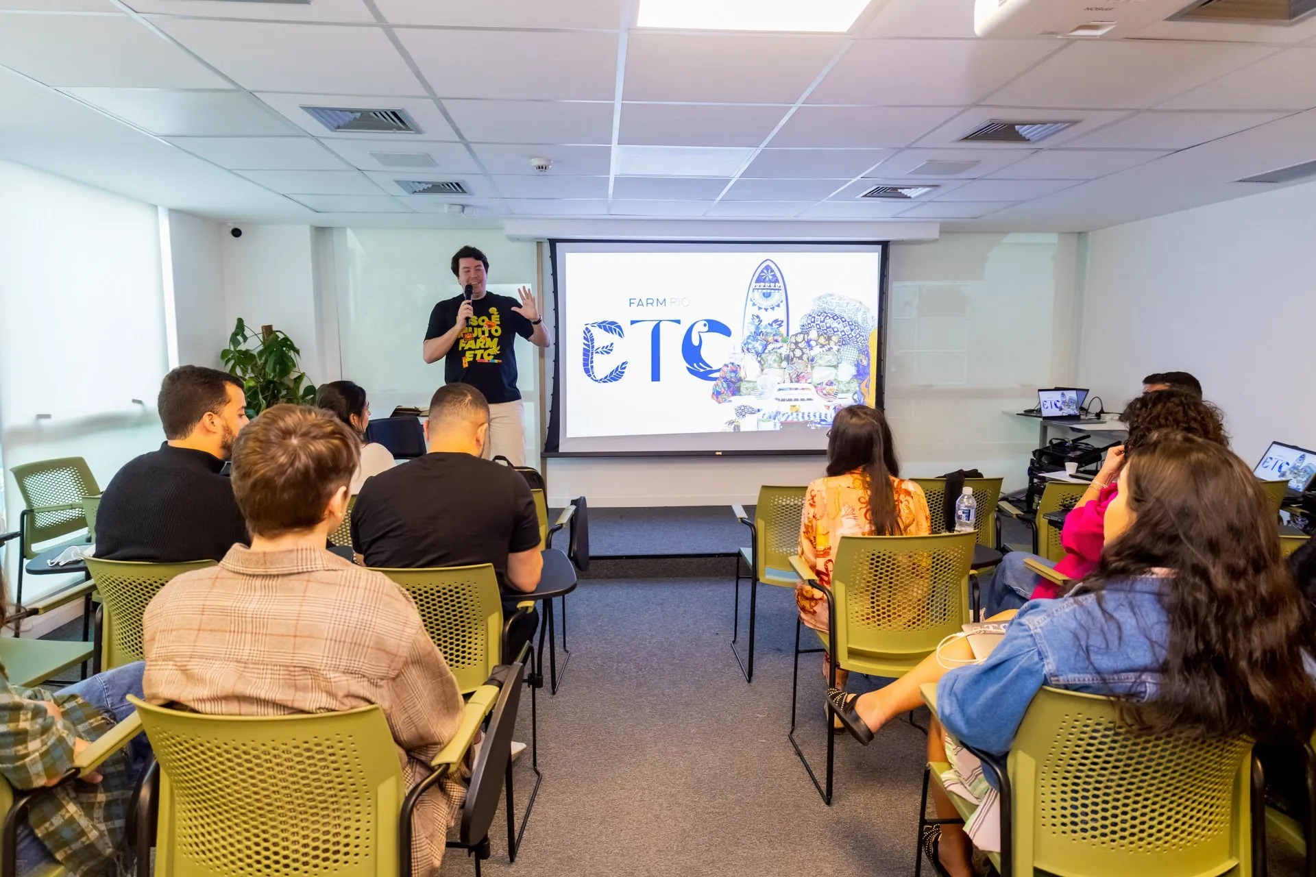 Conecta Labs