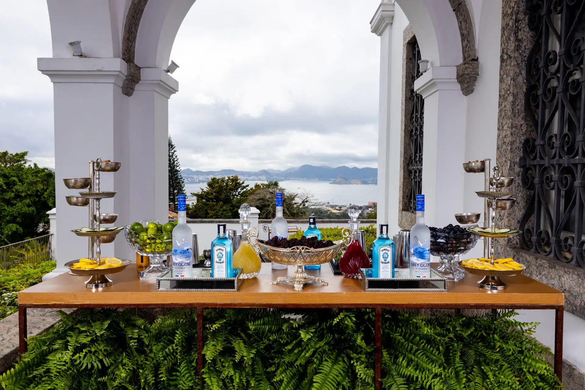 New Open Bar